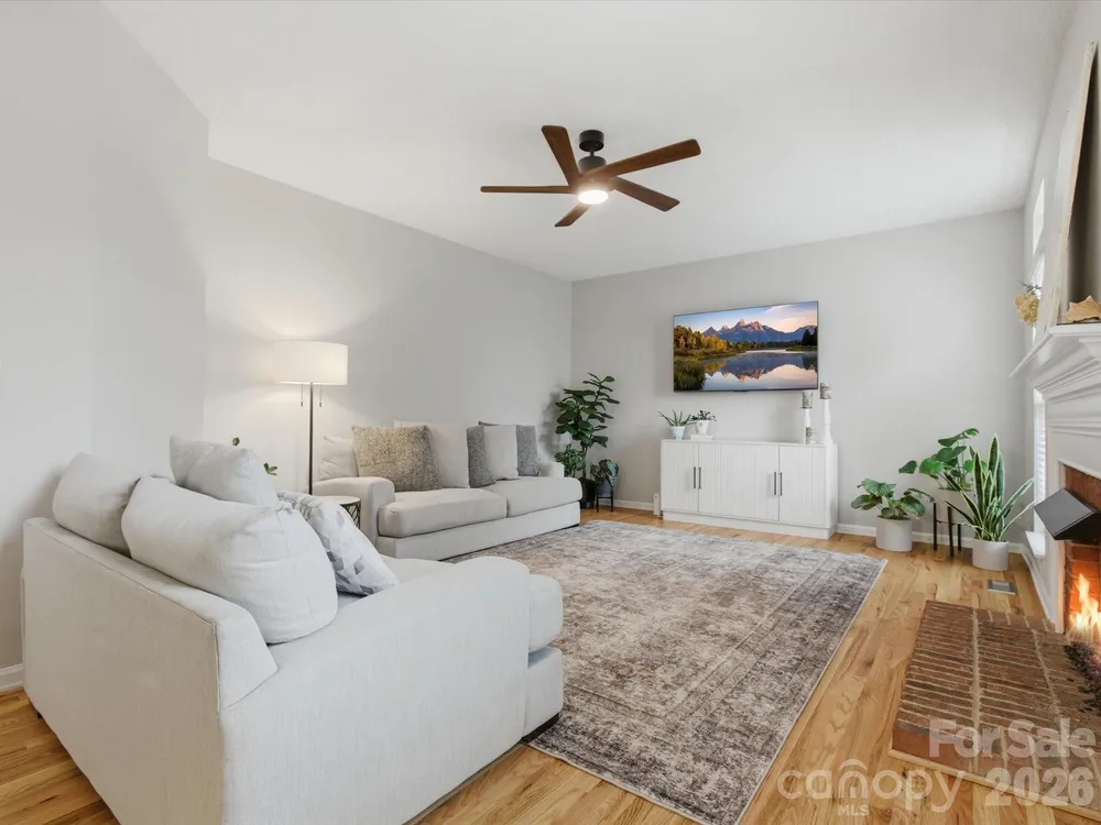 601 E Cheval Dr, Fort Mill, SC 29708