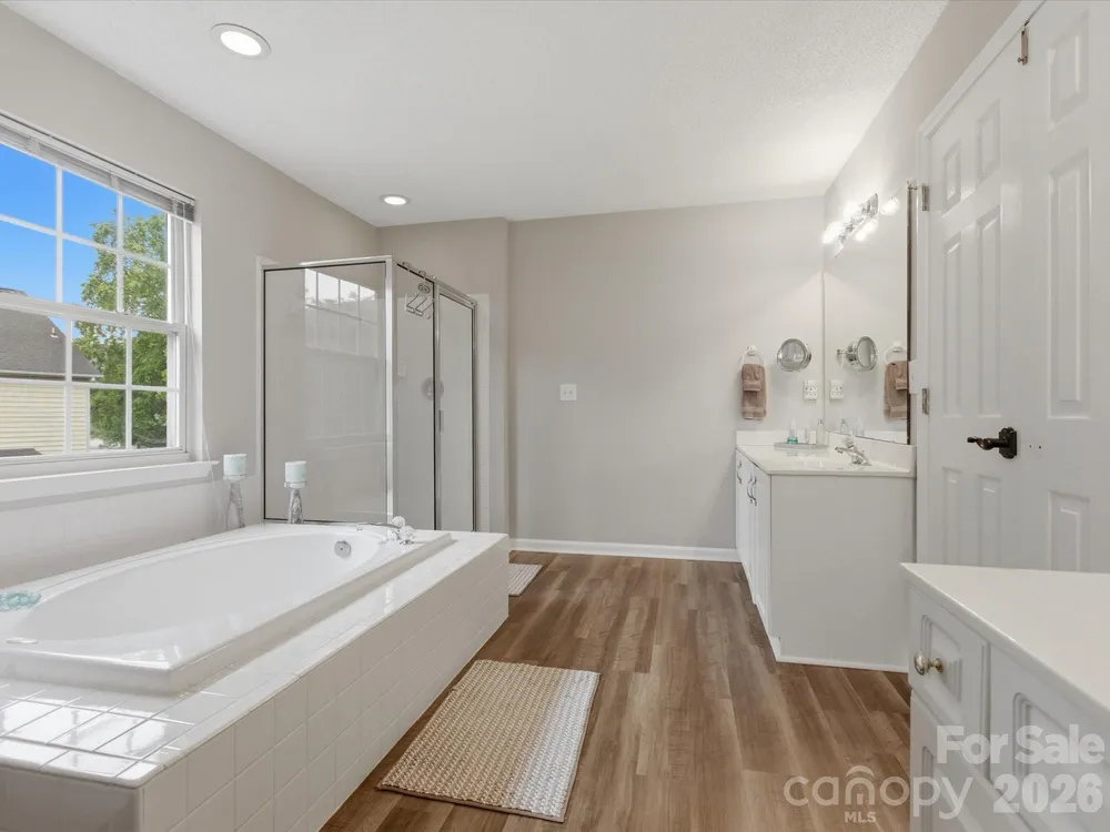 601 E Cheval Dr, Fort Mill, SC 29708