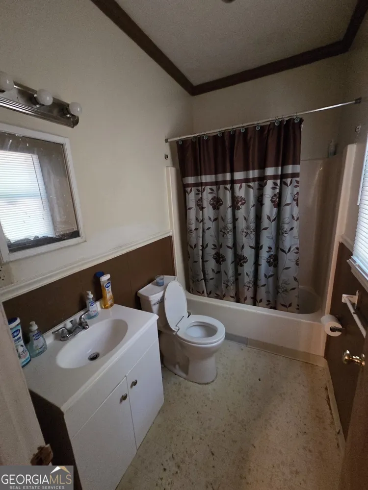 1031 Enoch Dr, Columbus, GA 31906