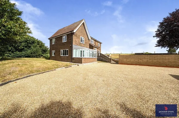 The Street, Icklingham, IP28 photo 32