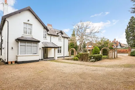Ashley Road, Walton-on-Thames KT12