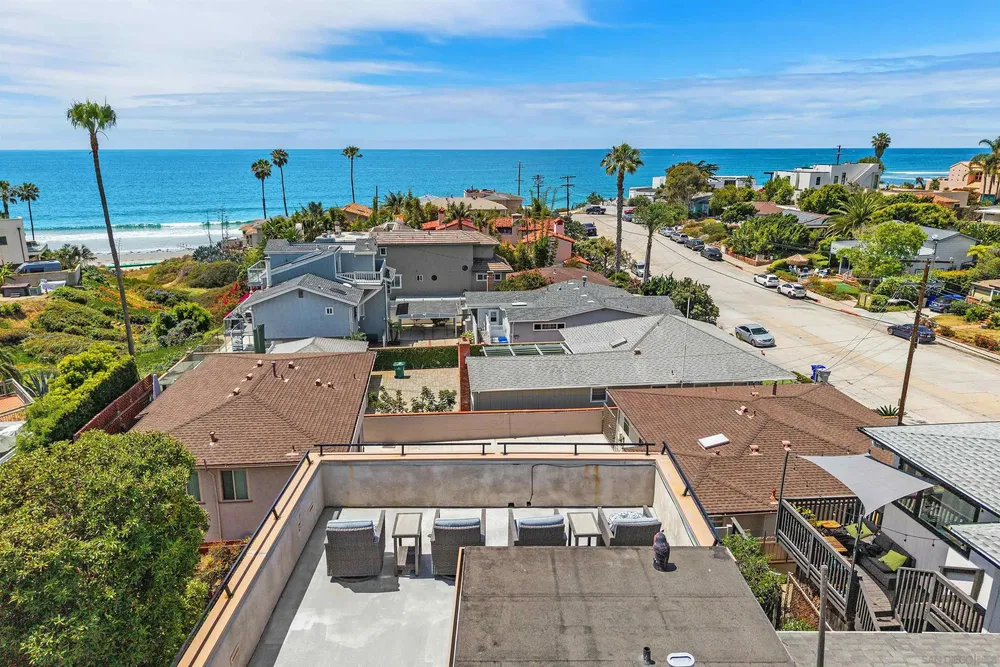 4980 Crystal Dr, San Diego, CA 92109