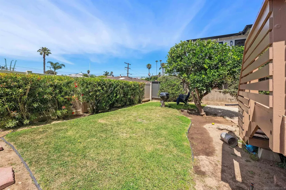 4980 Crystal Dr, San Diego, CA 92109