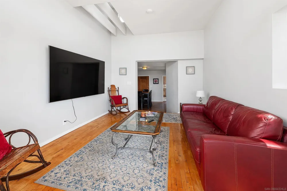 4980 Crystal Dr, San Diego, CA 92109