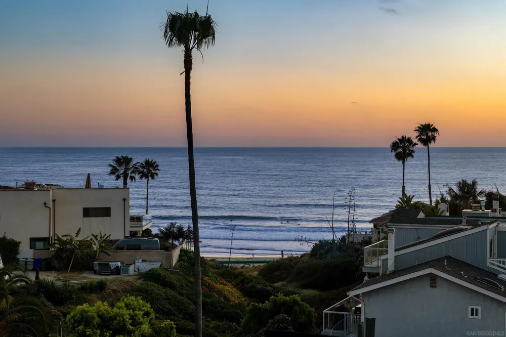 4980 Crystal Dr, San Diego, CA 92109