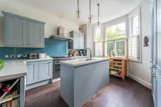 Salcott Road, London, SW11 photo 2