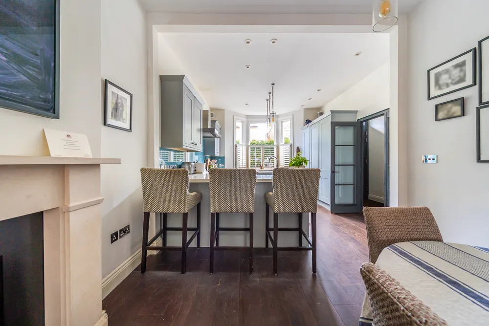 Salcott Road, London, SW11