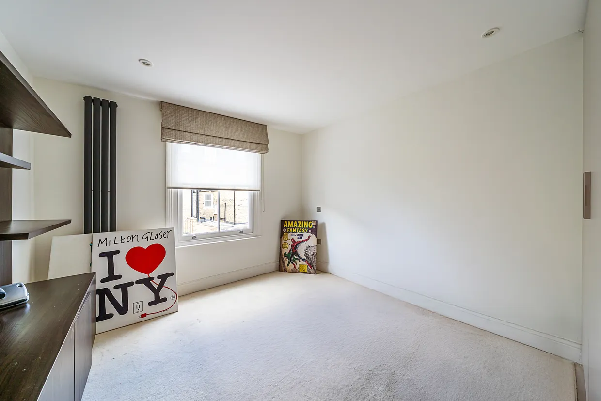 Salcott Road, London, SW11 photo 21