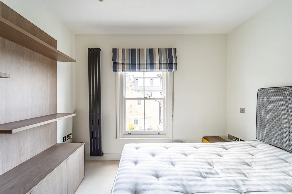 Salcott Road, London, SW11 photo 23
