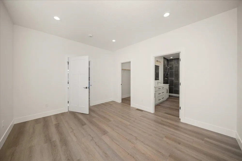 4217 W Tolliver Ct, Spokane, WA 99208