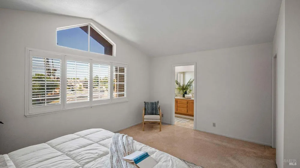 340 Stamper Circle, Suisun City, CA 94585