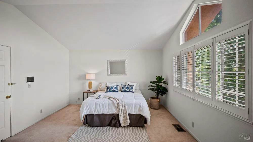 340 Stamper Circle, Suisun City, CA 94585