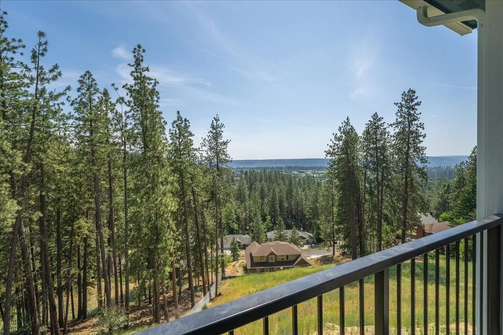 4217 W Tolliver Ct, Spokane, WA 99208