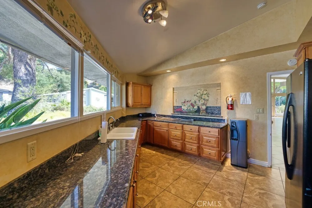 4201 Topanga Canyon Blvd, Woodland Hills, CA 91364