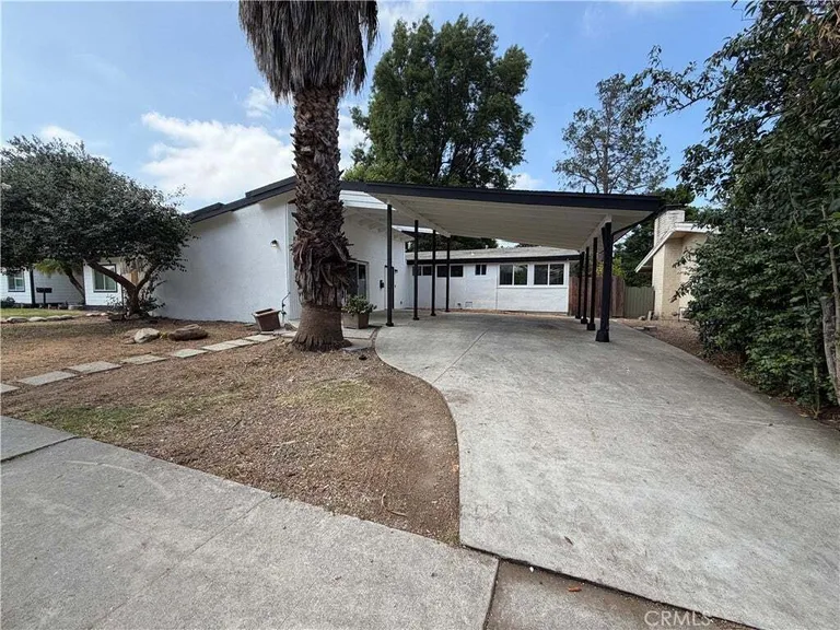 20439 Malden St, Winnetka, CA 91306