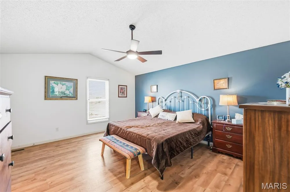 58 Lauer Ct, Wentzville, MO 63385