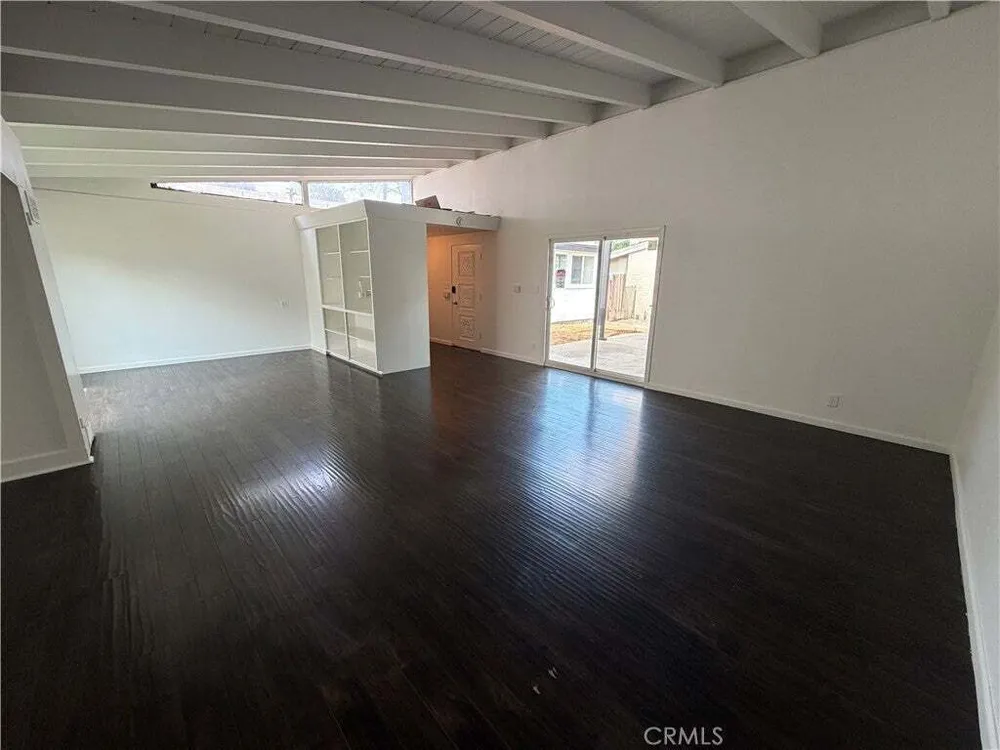 20439 Malden St, Winnetka, CA 91306
