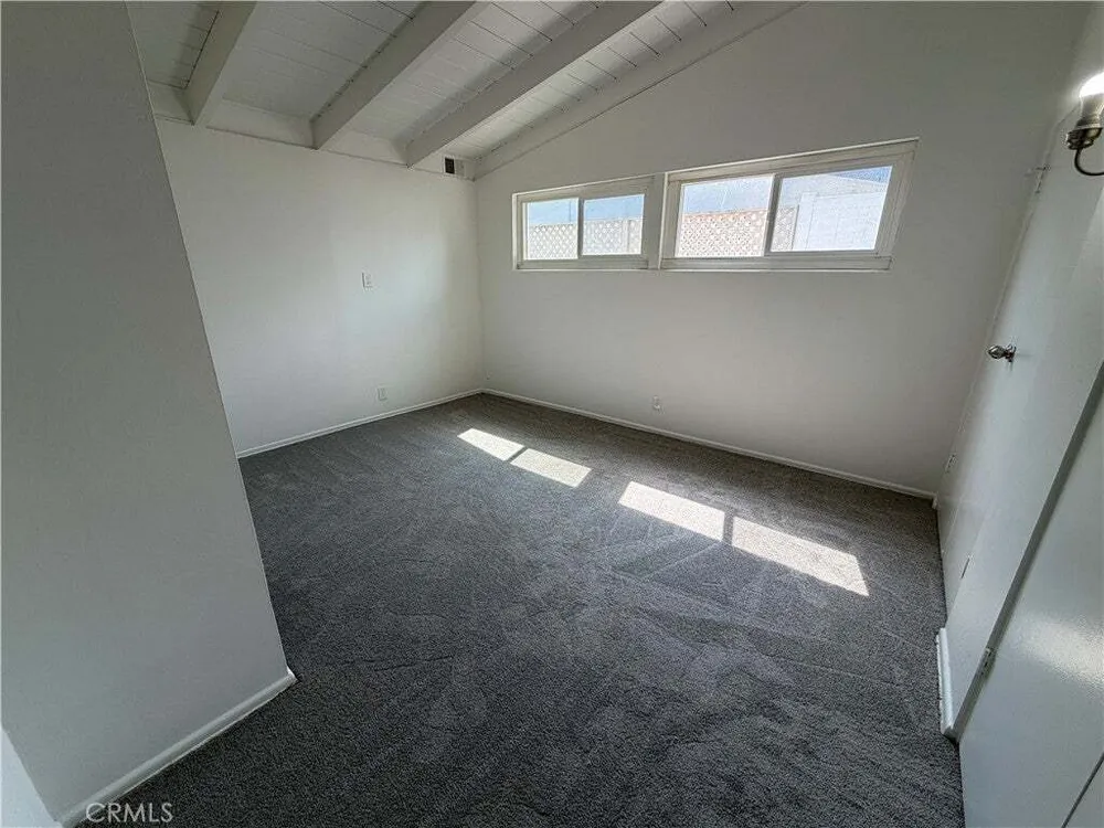 20439 Malden St, Winnetka, CA 91306