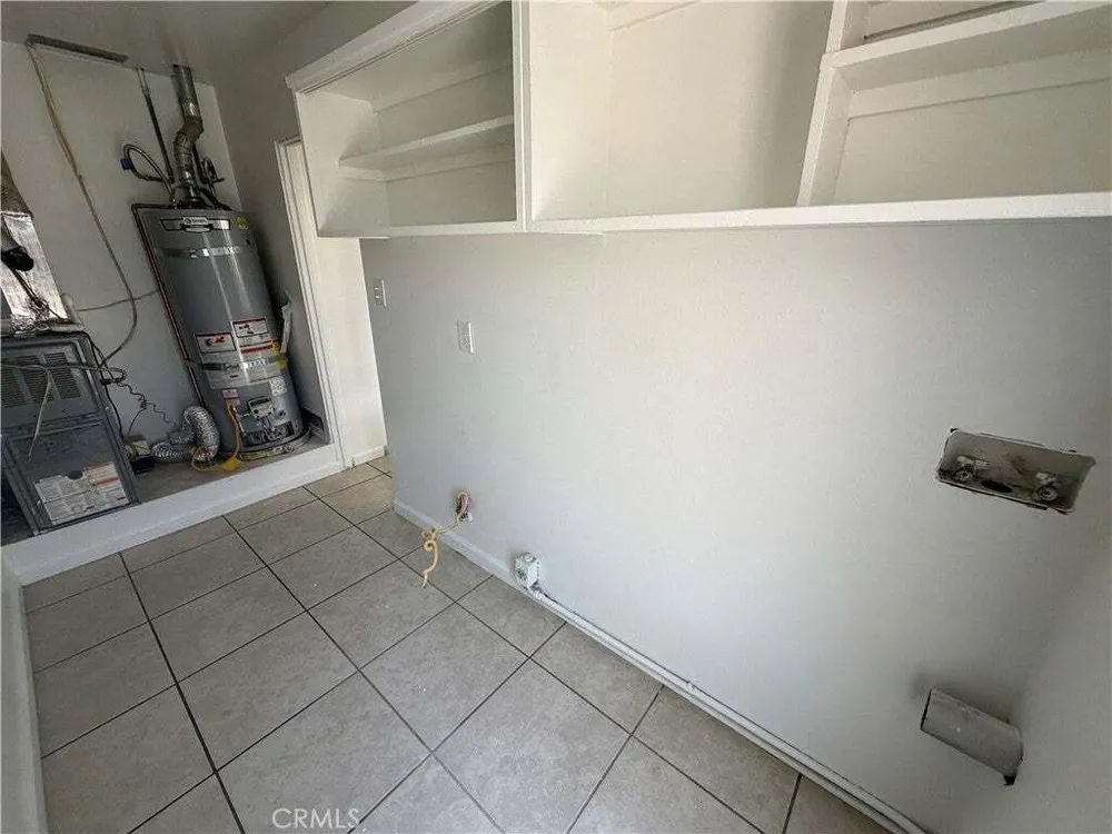 20439 Malden St, Winnetka, CA 91306