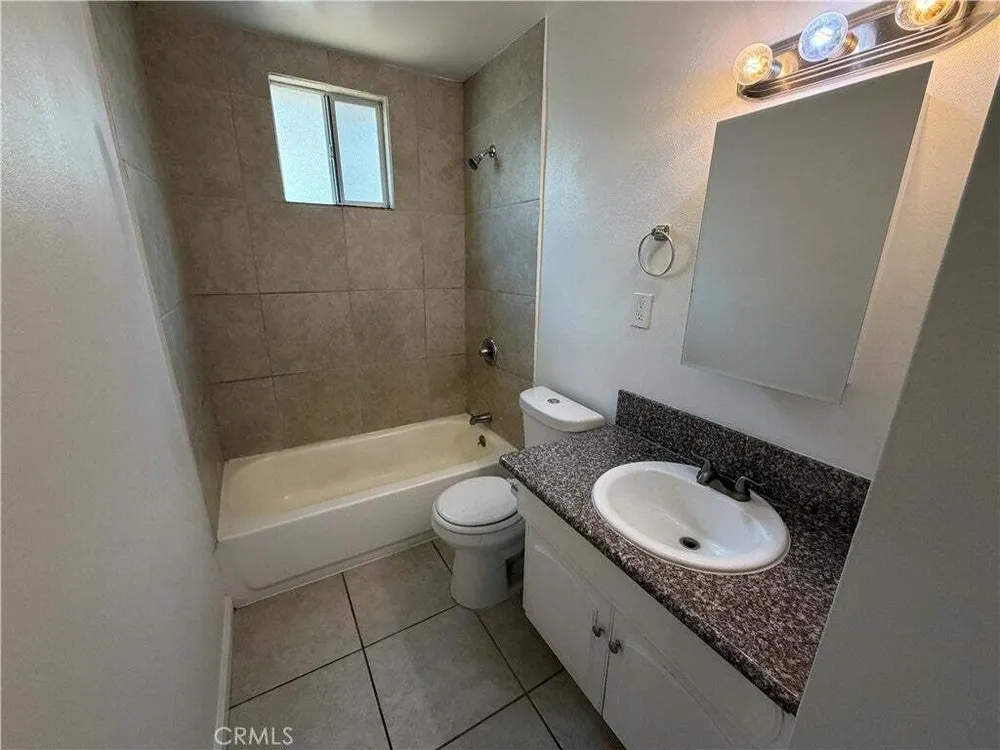 20439 Malden St, Winnetka, CA 91306