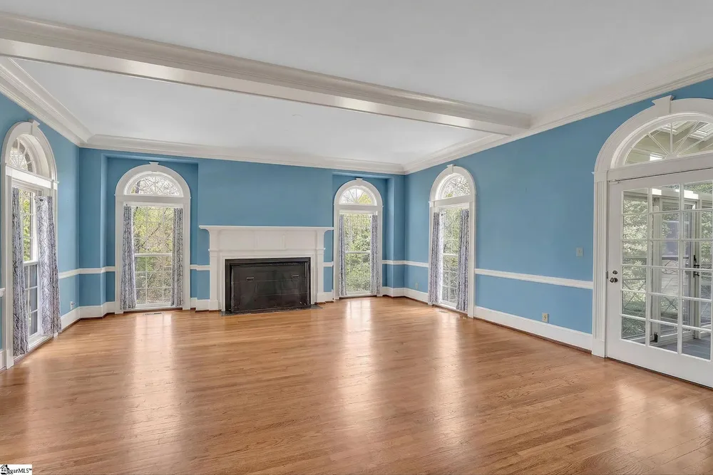 644 Altamont Rd, Greenville, SC 29609