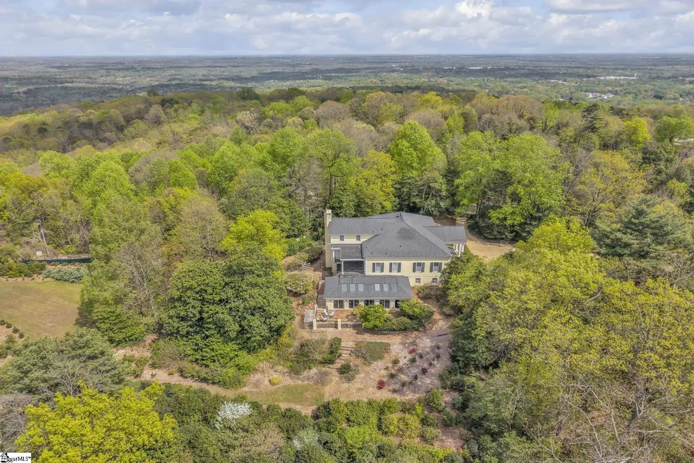 644 Altamont Rd, Greenville, SC 29609