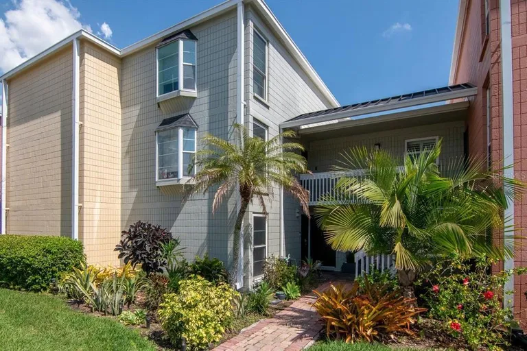 2424 W Tampa Bay Blvd, Tampa, FL 33607