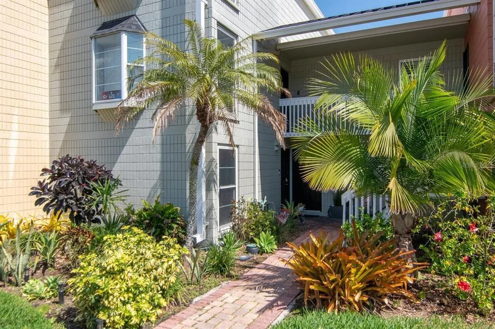 2424 W Tampa Bay Blvd, Tampa, FL 33607