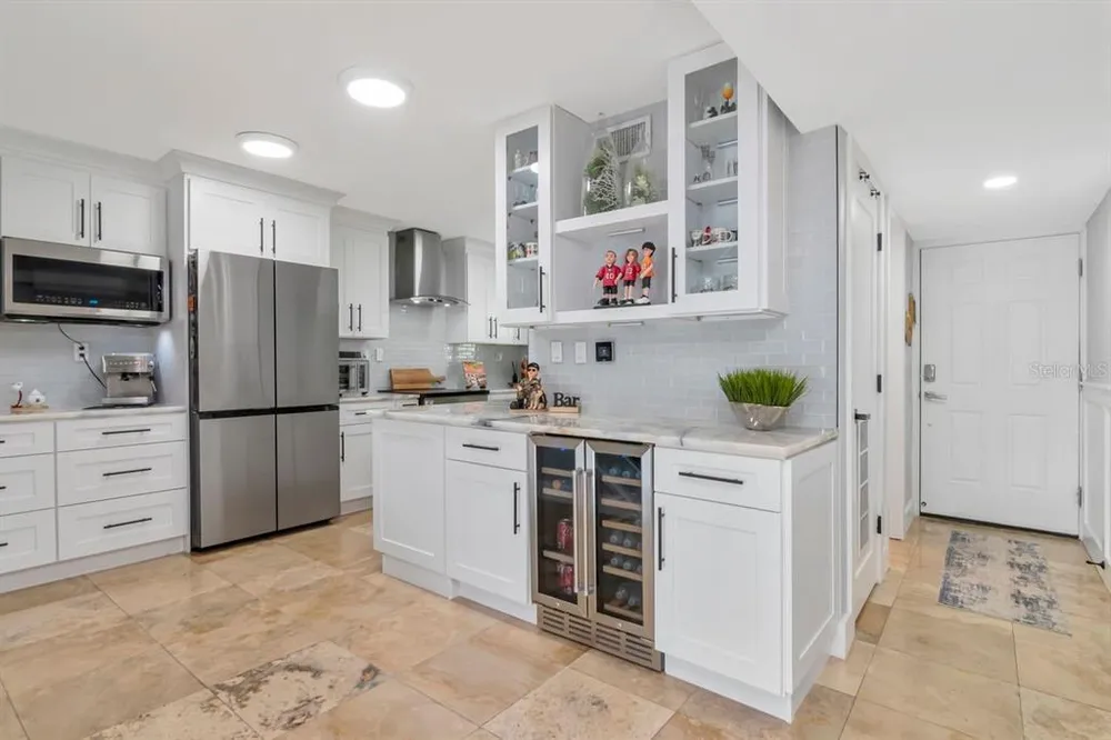 2424 W Tampa Bay Blvd, Tampa, FL 33607