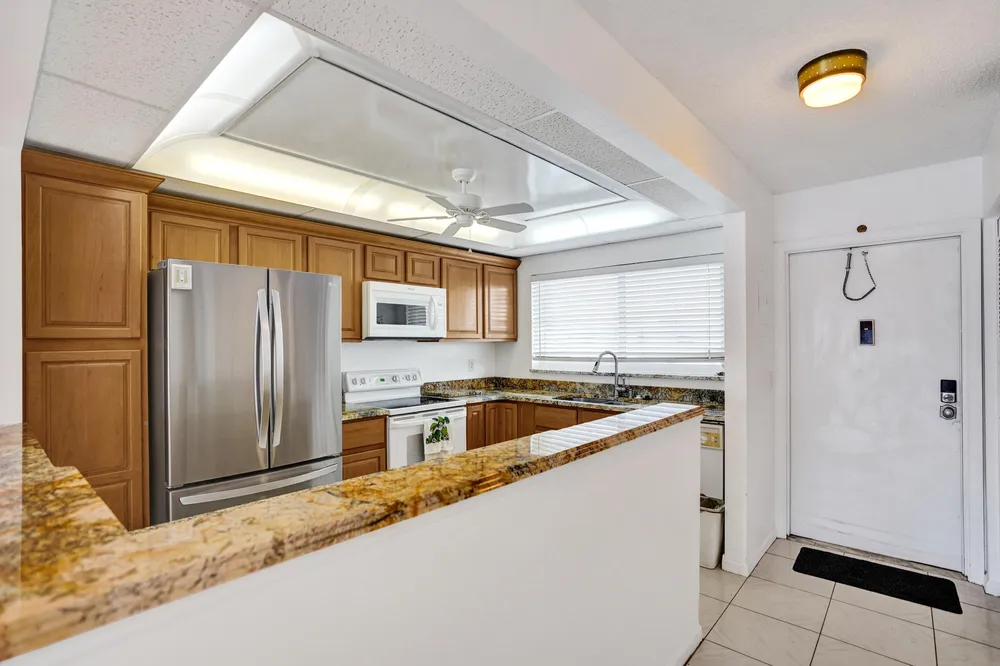 2012 S Federal Hwy, Boynton Beach, FL 33435