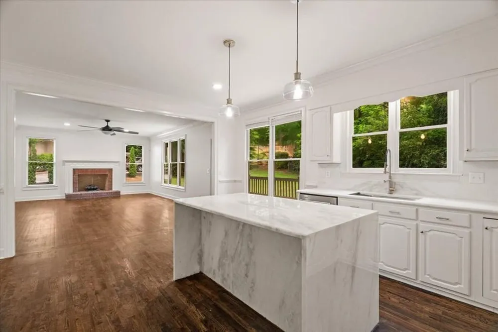 1803 Waterford Pl, Dalton, GA 30720