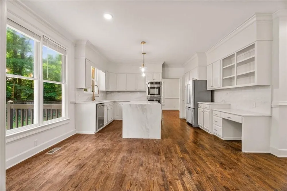 1803 Waterford Pl, Dalton, GA 30720