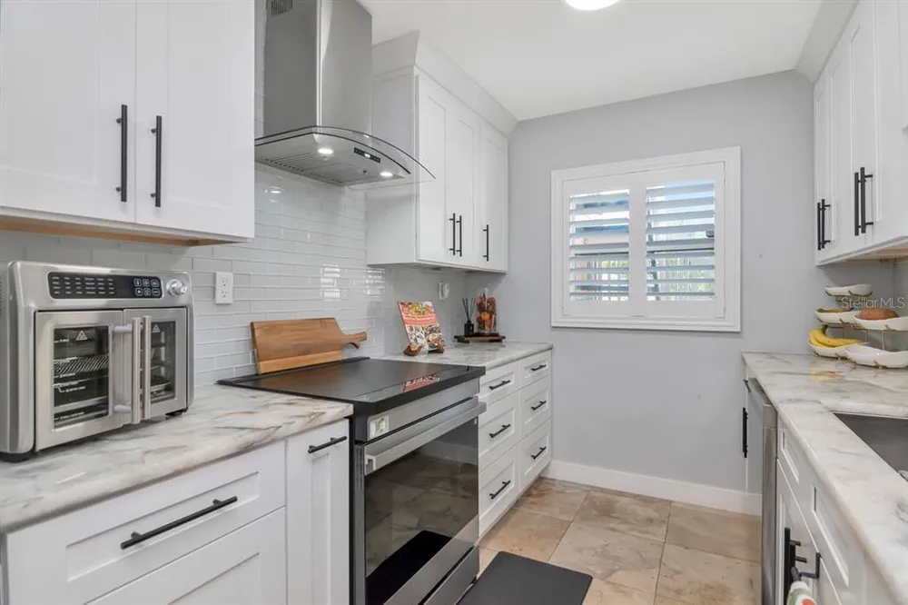 2424 W Tampa Bay Blvd, Tampa, FL 33607