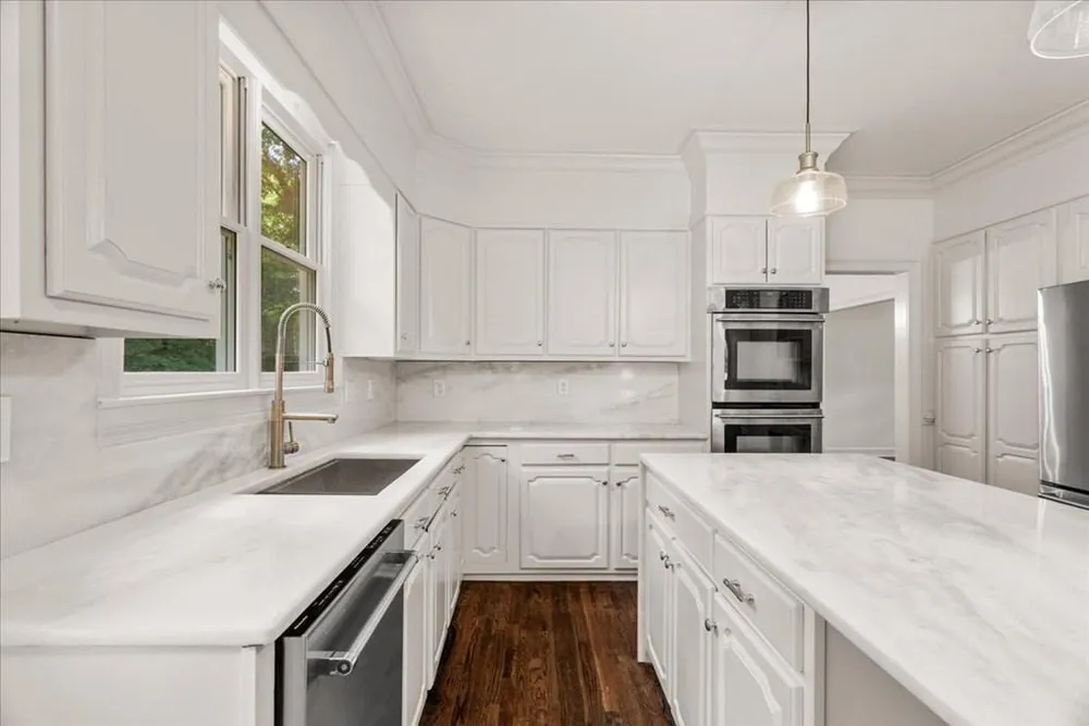 1803 Waterford Pl, Dalton, GA 30720