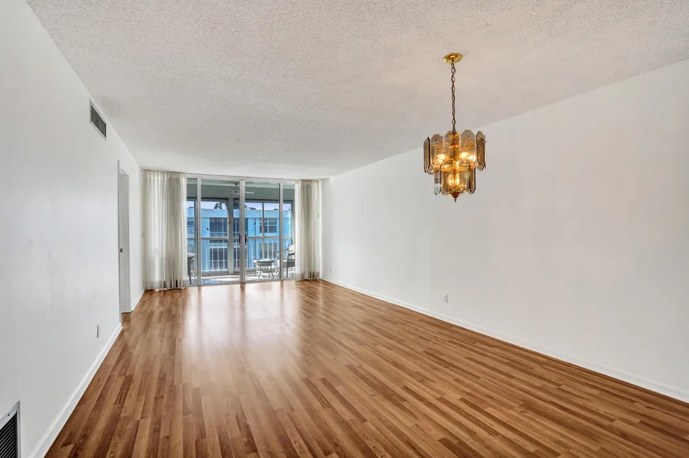 2012 S Federal Hwy, Boynton Beach, FL 33435
