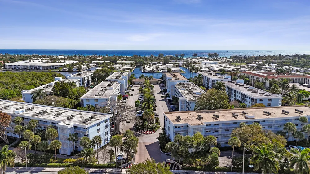 2012 S Federal Hwy, Boynton Beach, FL 33435