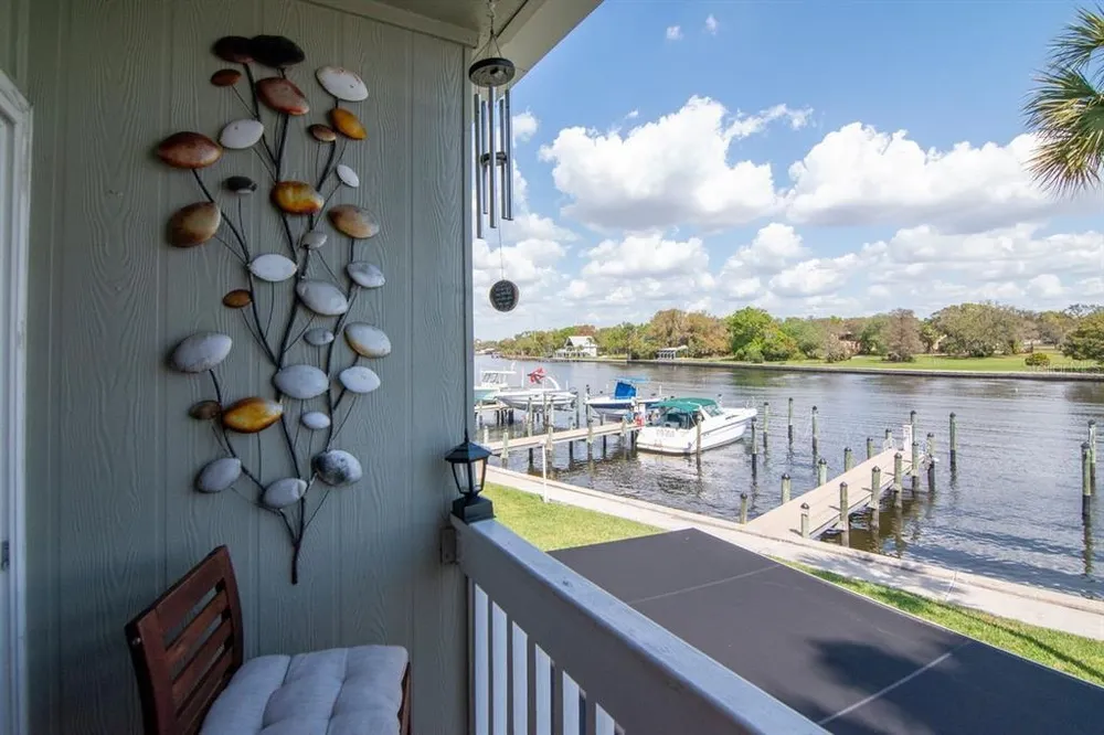 2424 W Tampa Bay Blvd, Tampa, FL 33607