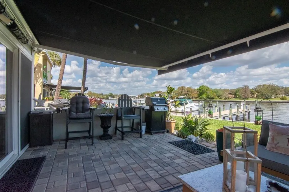 2424 W Tampa Bay Blvd, Tampa, FL 33607