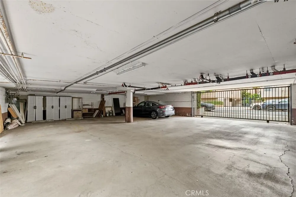 14014 Milbank St, Sherman Oaks, CA 91423