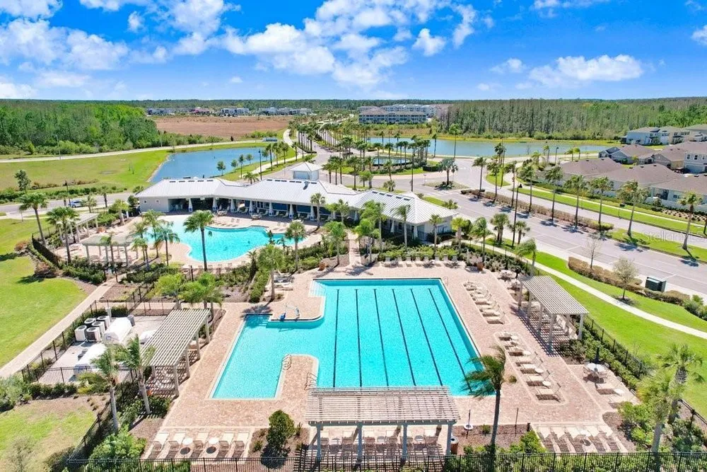 3044 Suncoast Plains Dr, Odessa, FL 33556