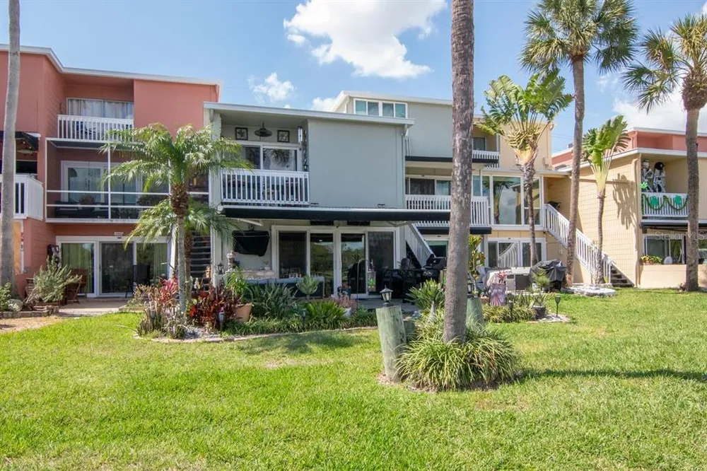 2424 W Tampa Bay Blvd, Tampa, FL 33607