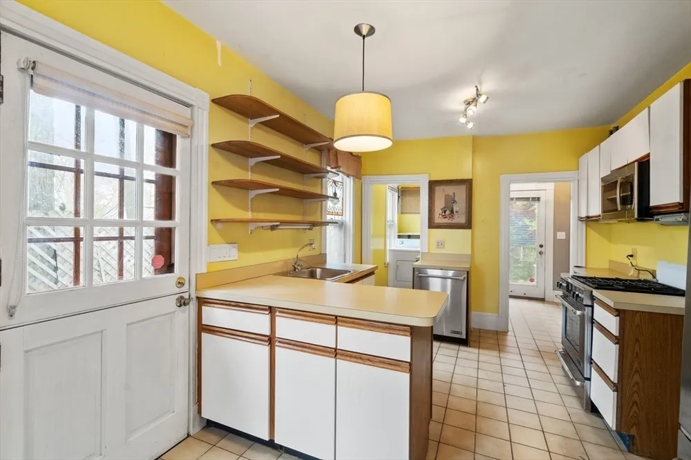 4 Atherstone St, Boston, MA 02124