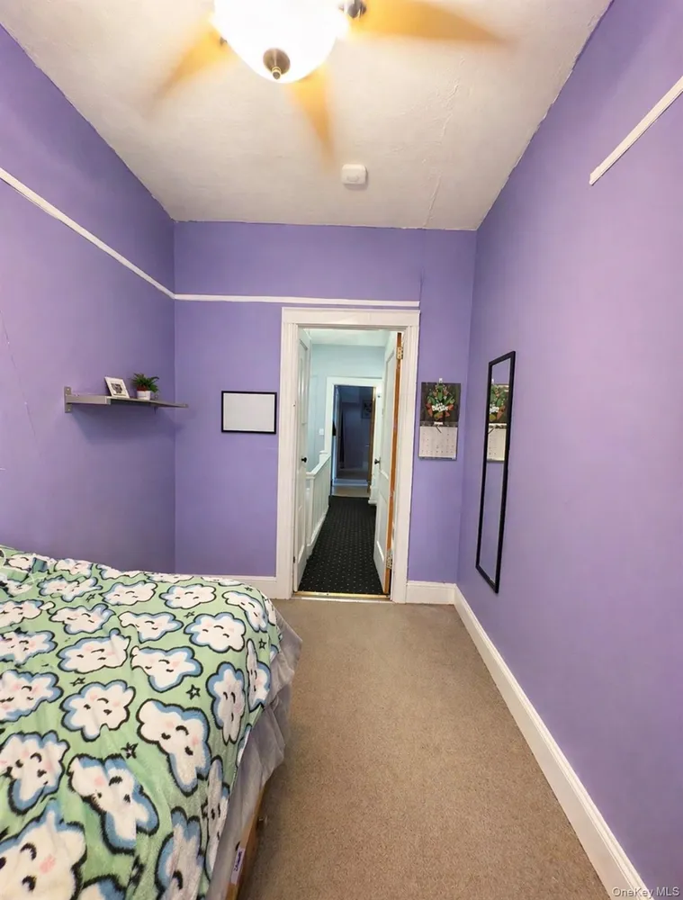 73-15 72 ST, New York, NY 11385