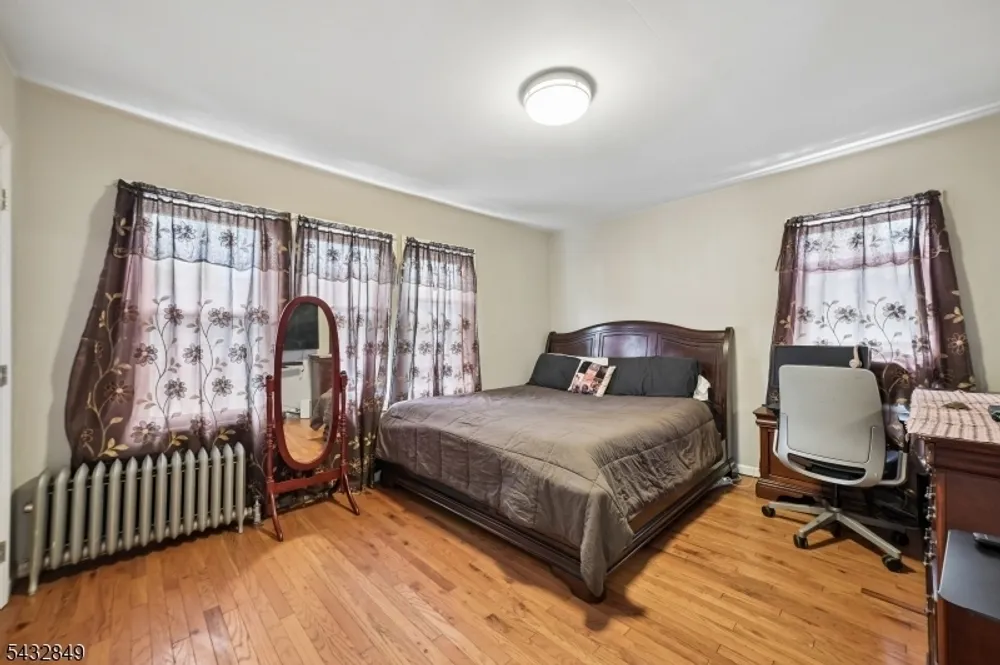 147 Brookside Ave, Irvington, NJ 07111