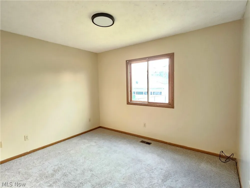 4838 E 86th St, Garfield Heights, OH 44125