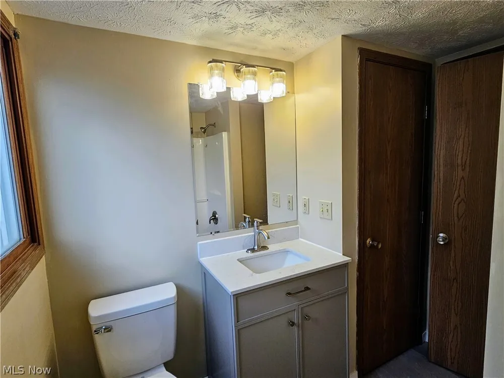 4838 E 86th St, Garfield Heights, OH 44125