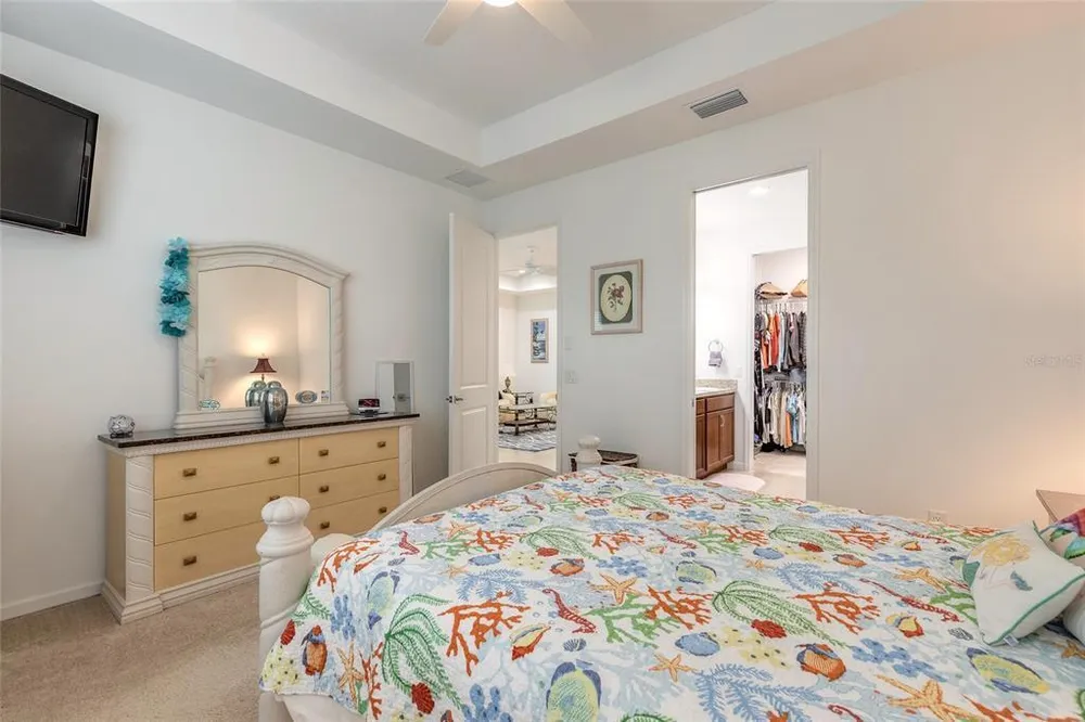 230 Sand Bar Ln, Daytona Beach, FL 32124