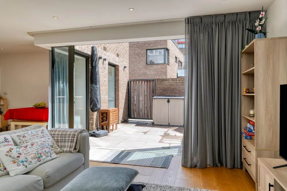 Fergus Street, London, SE10 photo 3