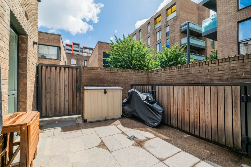 Fergus Street, London, SE10 photo 8