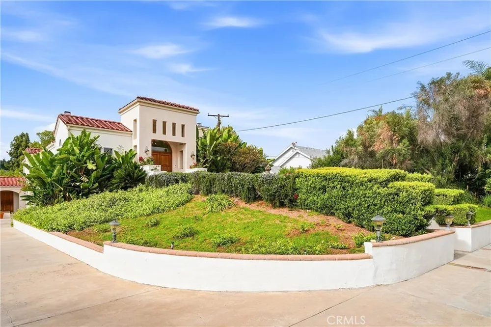 270 Flowerfield Ln, La Habra Heights, CA 90631